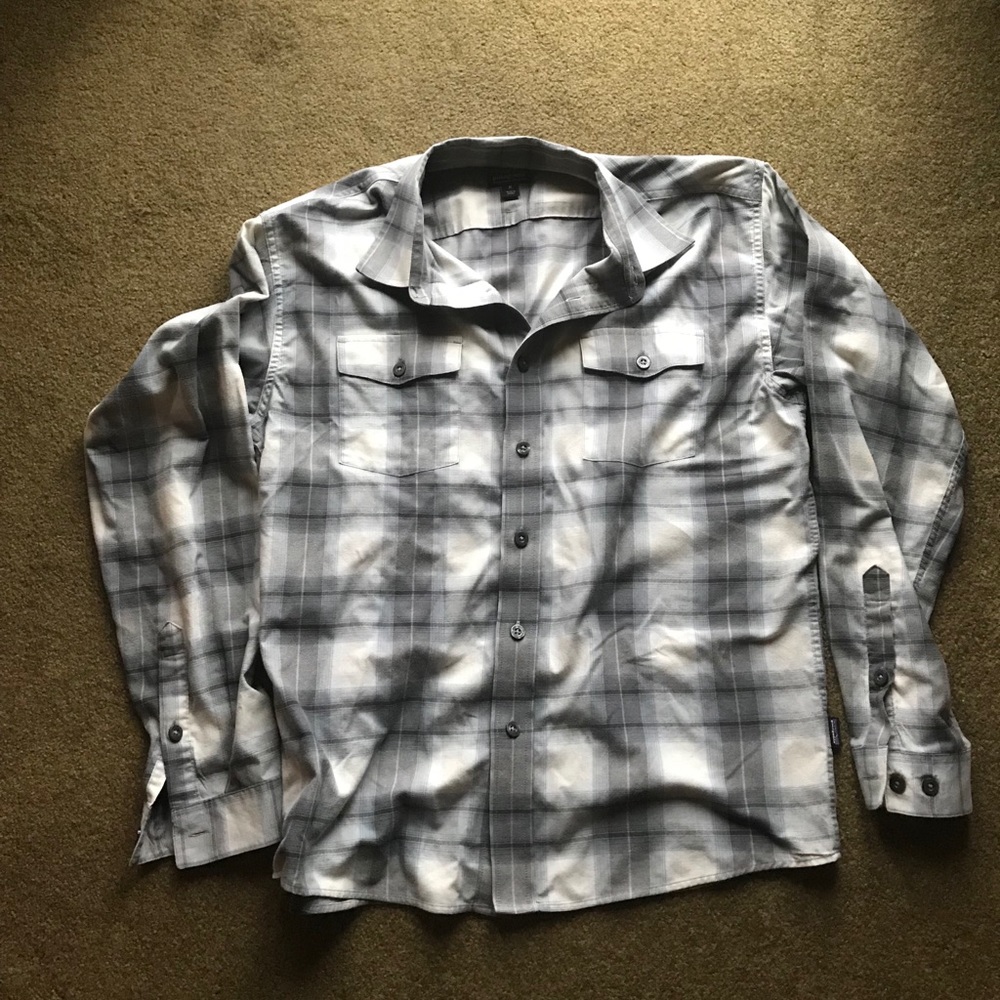 Men’s Patagonia Button Up